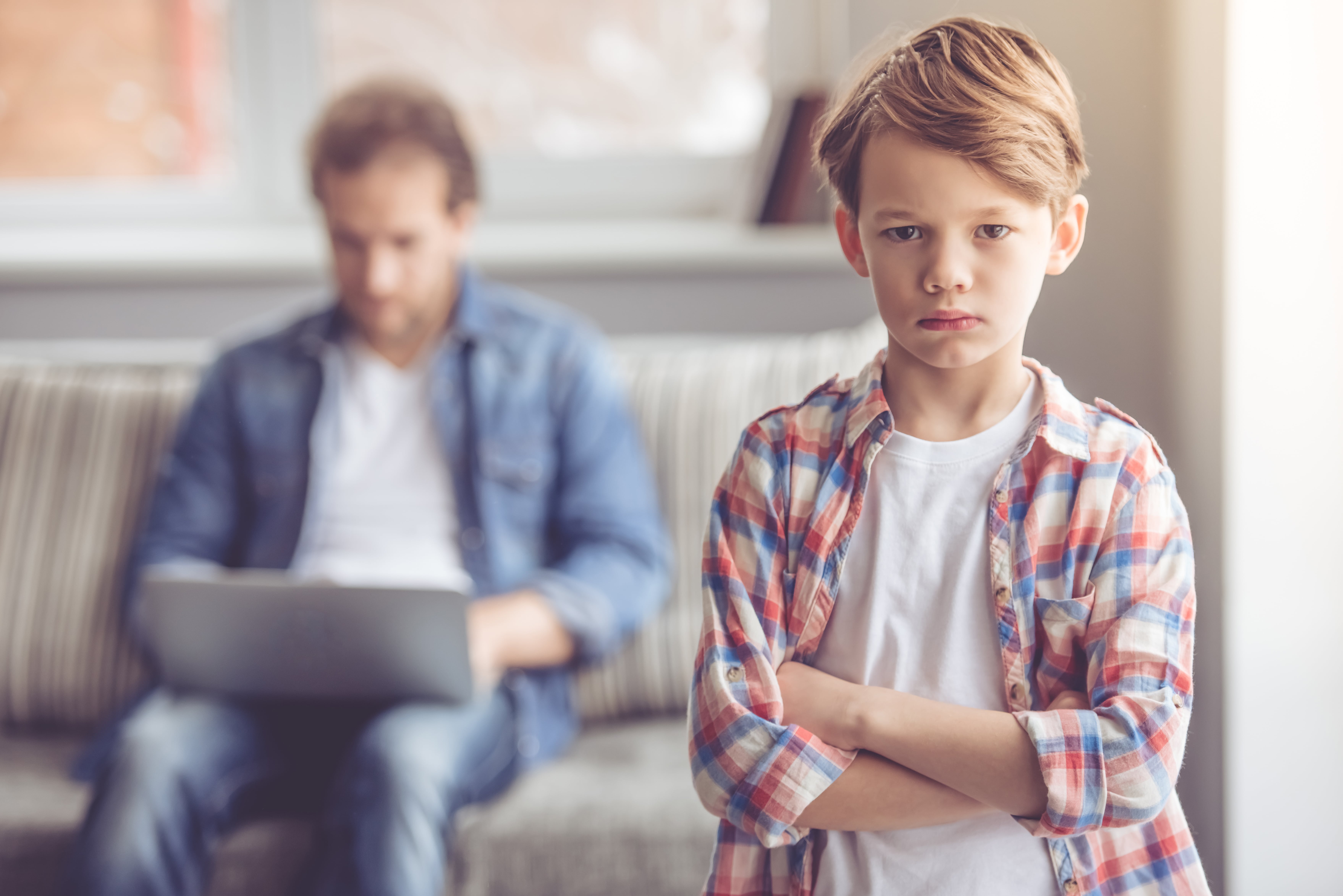 His parents believe that she. Взрослый мальчик. Взгляд отца. Картина взгляд мальчика Донбасса.